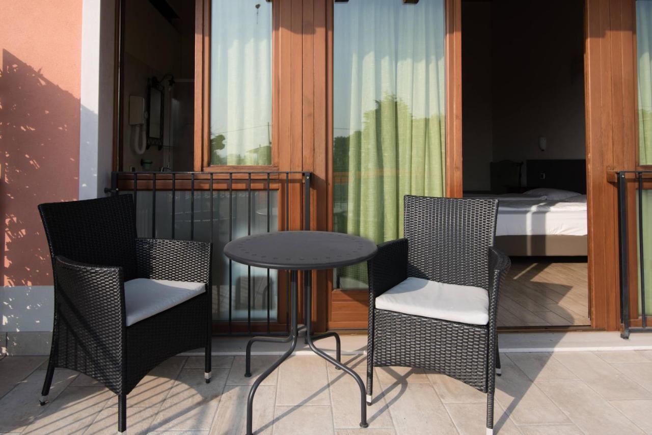 Agriturismo Al-Bor Lazise Exteriör bild